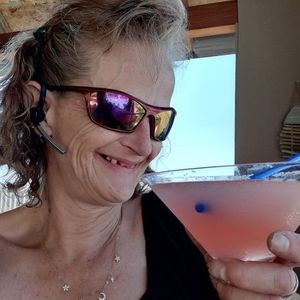 Meet your Posher, Wendy